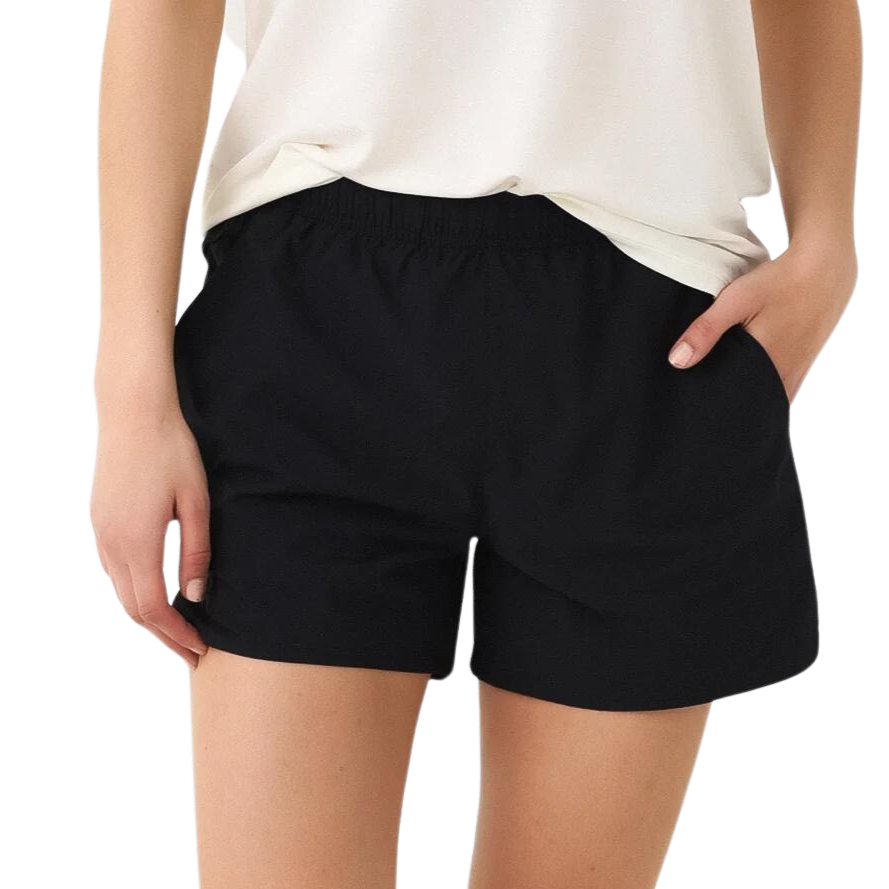 On Cloud Essential Women's Shorts